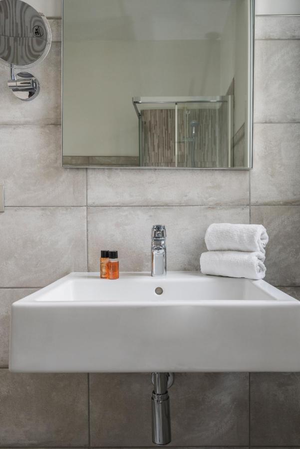 Nido Suite & Apartments 체제나티코 외부 사진