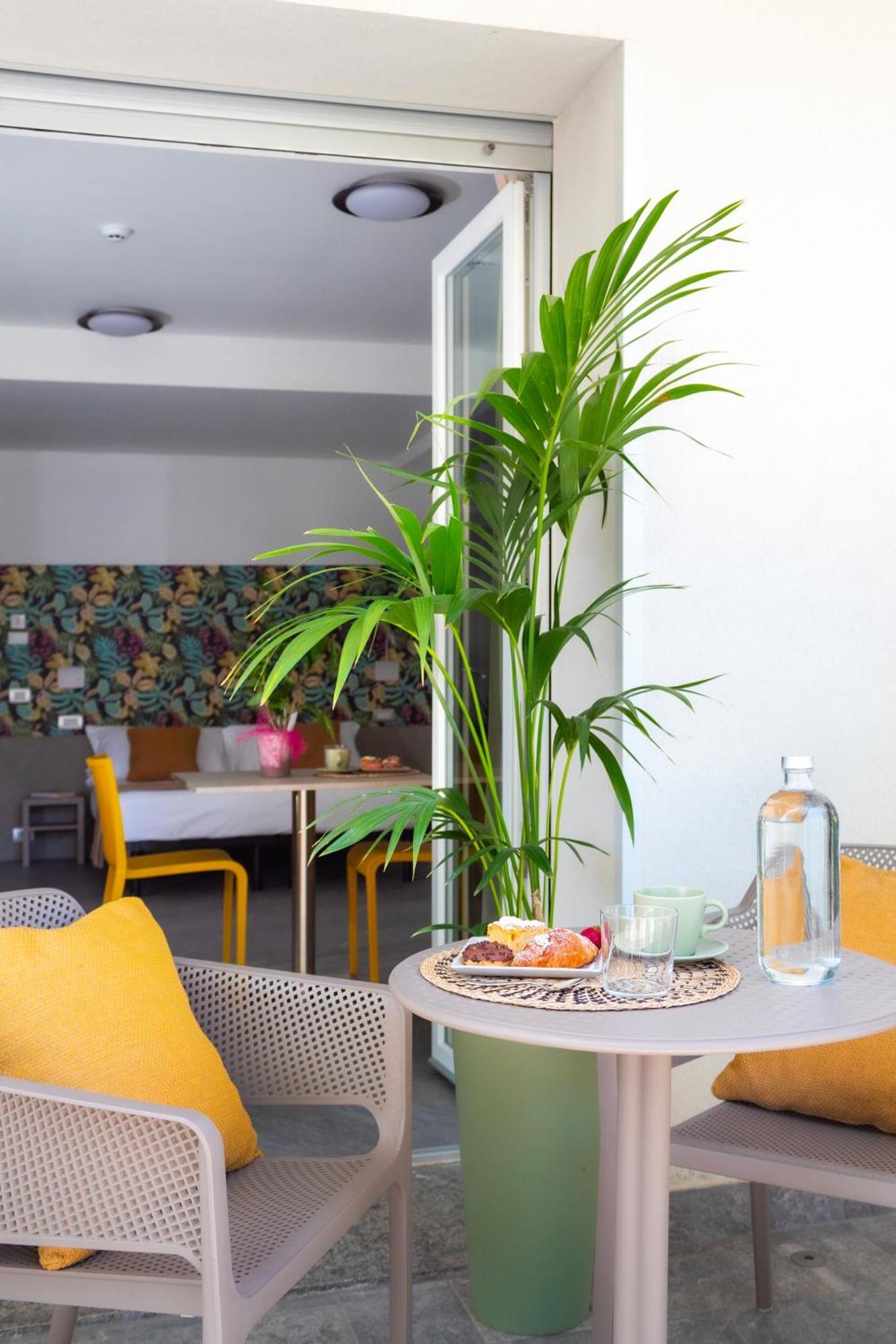 Nido Suite & Apartments 체제나티코 외부 사진
