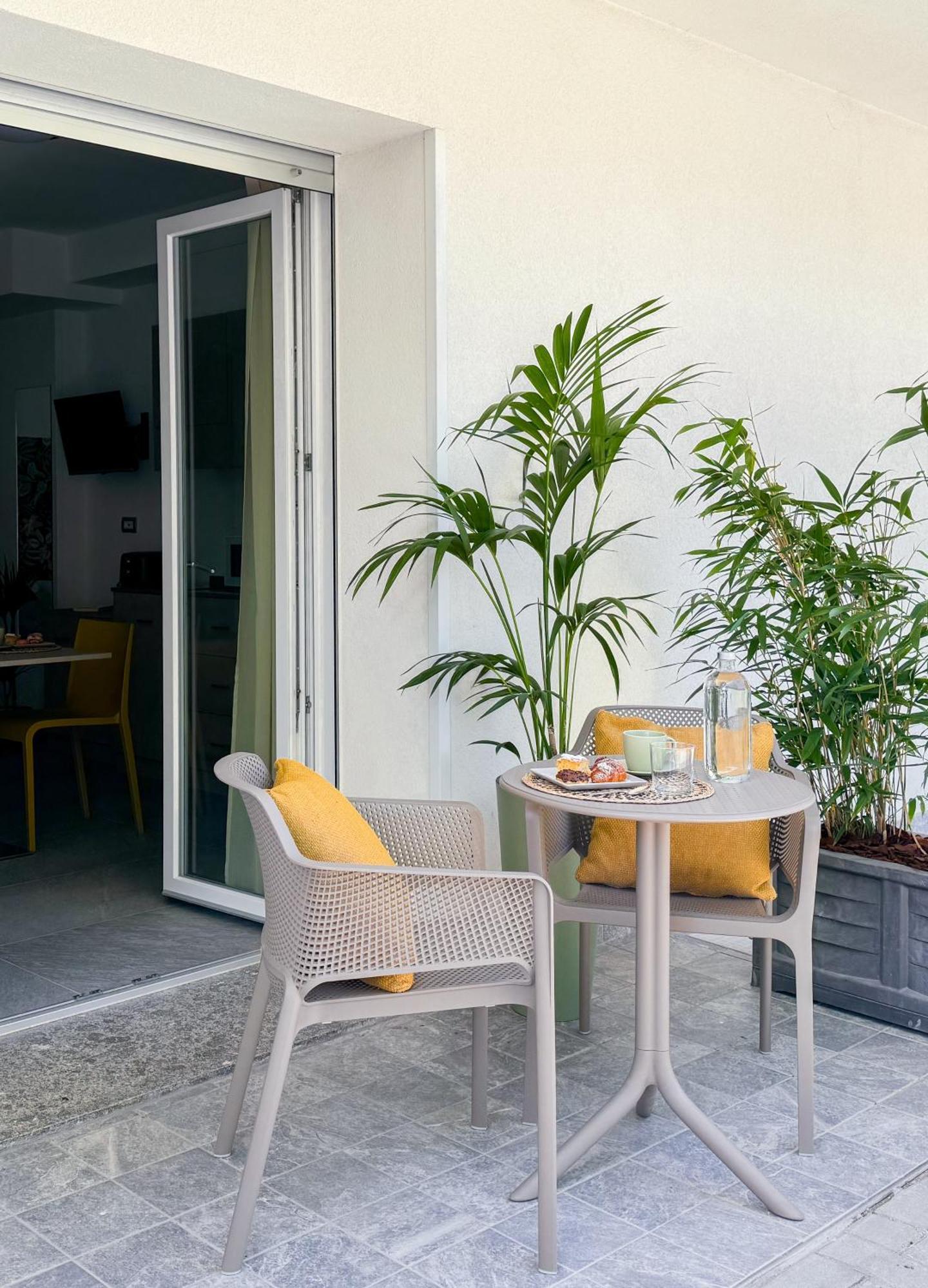 Nido Suite & Apartments 체제나티코 외부 사진